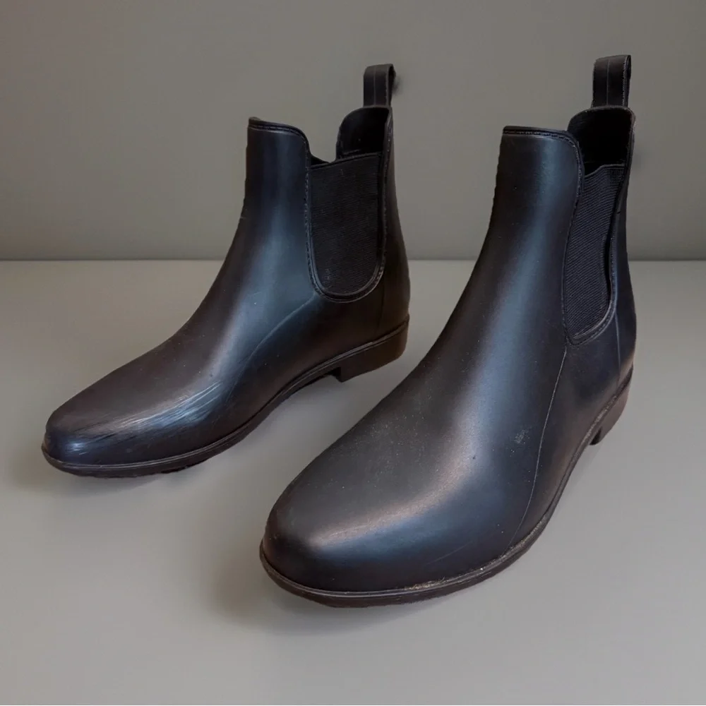 A New Day Black Ankle Rain Boots sz 8 - Picture 4 of 9